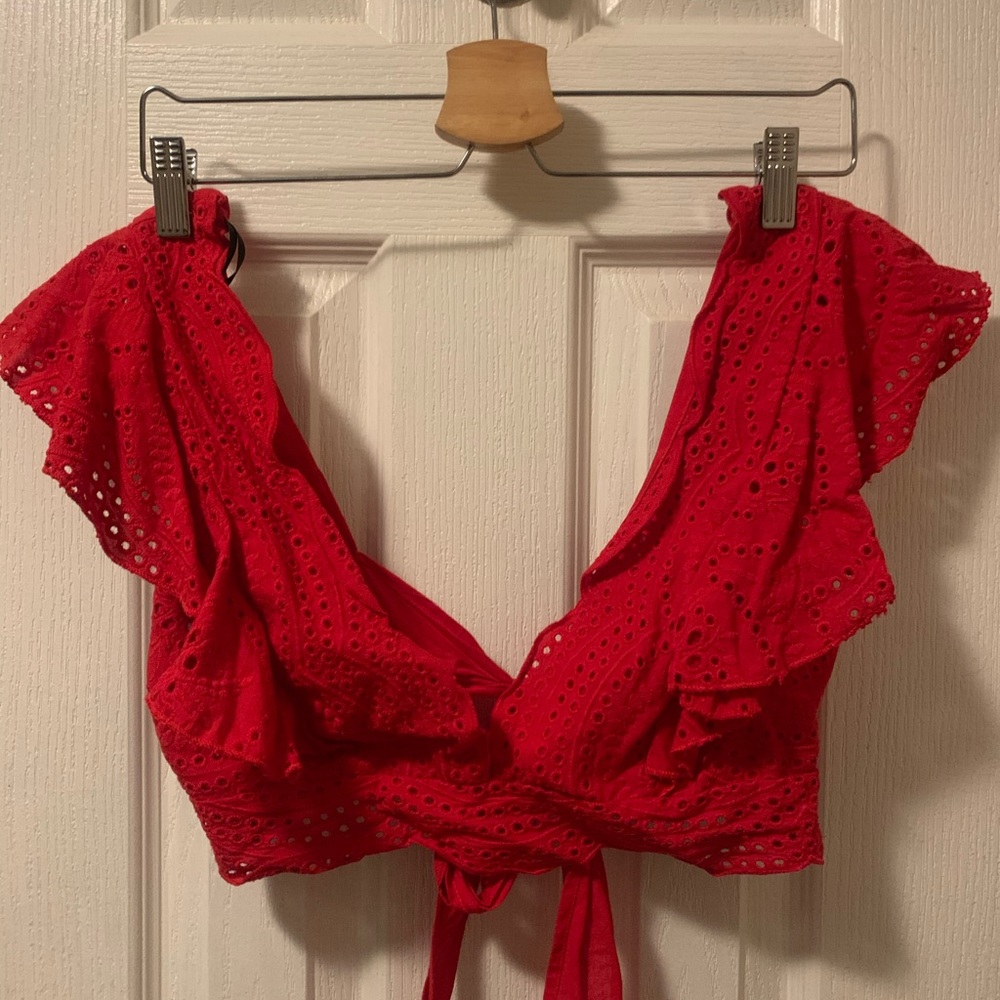 Forever 21 Red Eyelet Ruffle Crop Top - Picture 4 of 6